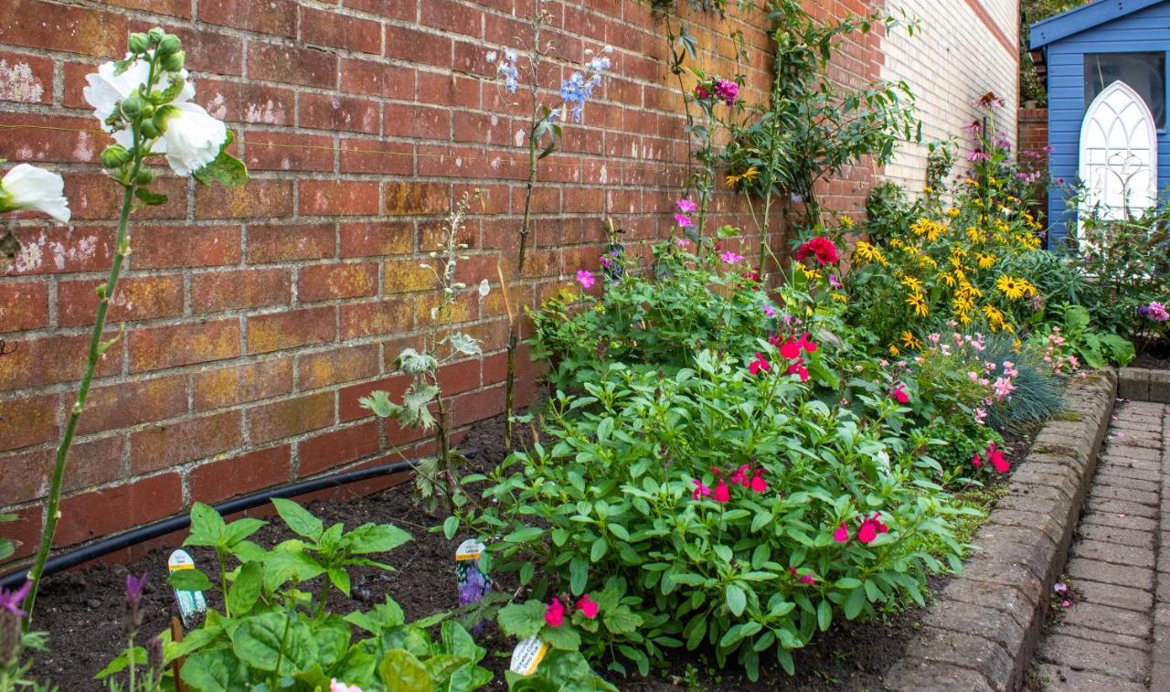 Bury St. Edmunds Stylish Town Centre House With Garden And Parking Opposite 빌라 외부 사진